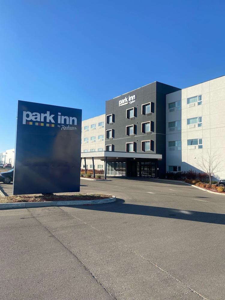 Park Inn By Radisson Edmonton Airport Leduc Εξωτερικό φωτογραφία